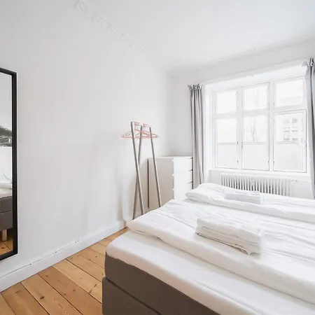 2-bed In A Cosy Area In Norrebro Apartment